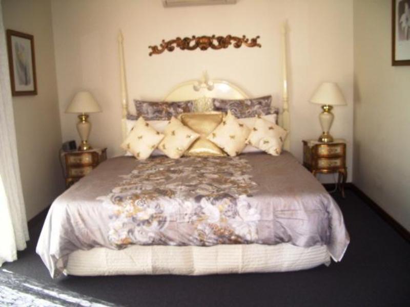 Tranquilles Bed & Breakfast 4*